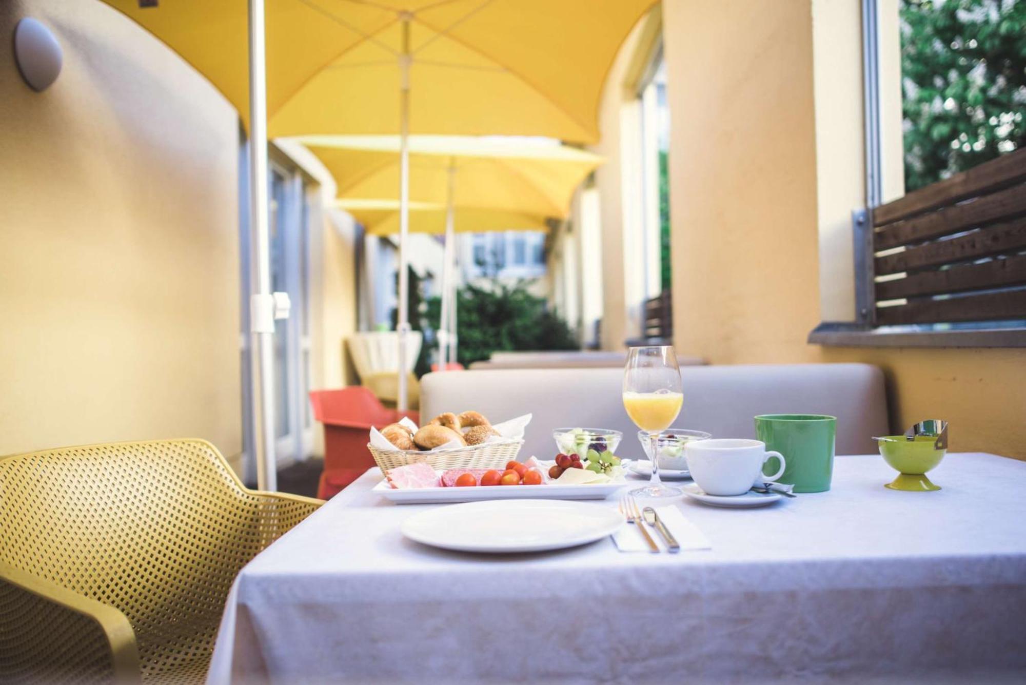 Hotel Central Regensburg CityCentre Buitenkant foto